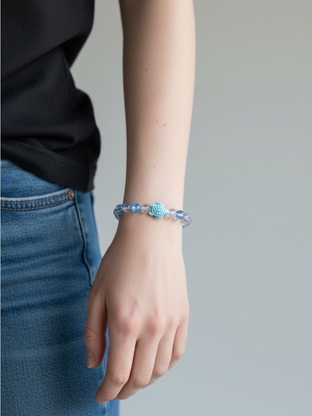 10/14 Blue Beaded Turtle Charm Bracelet